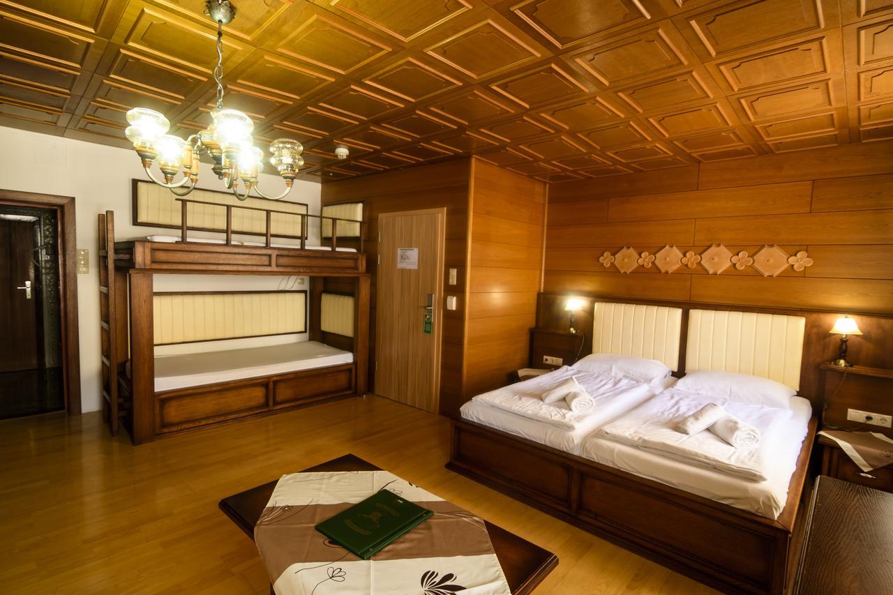 Hotel Gasthof Zum Jaegerwirt à Mariazell Extérieur photo